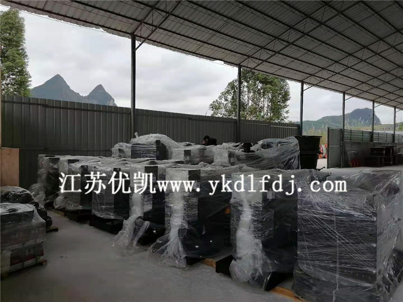 2020年12月3日，12臺上柴發(fā)電機組一批交付某項目工程使用