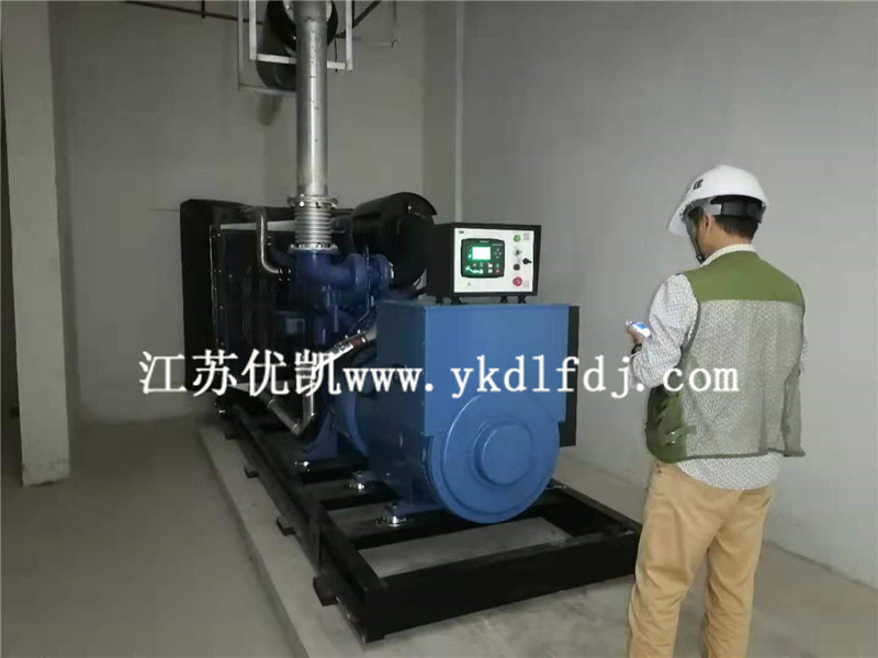 2021年6月30日，玉柴600KW柴油發(fā)電機組交付廣西南寧某中學使用