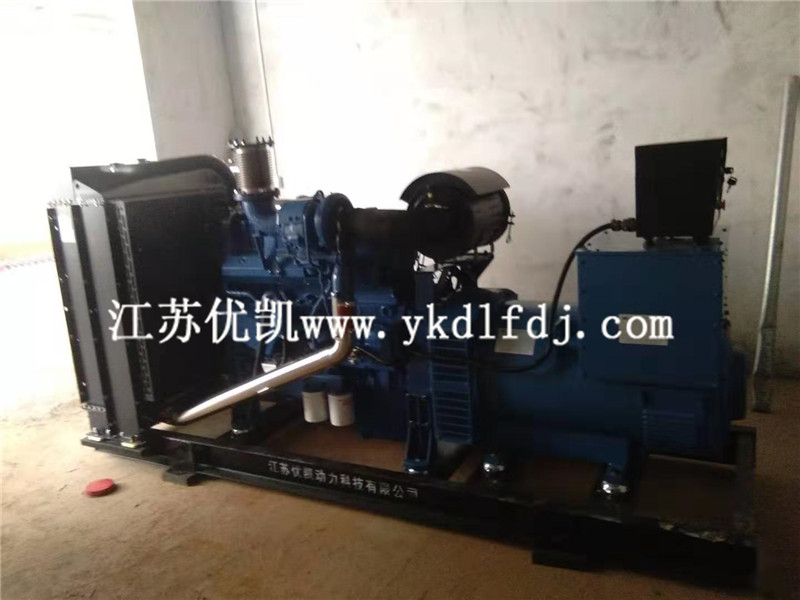 2021年8月13日，玉柴300KW柴油發(fā)電機組交付廣東茂名某養(yǎng)殖公司使用