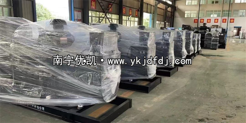 2022年7月28日，多臺上柴發(fā)電機(jī)組發(fā)貨某高速公路服務(wù)區(qū)