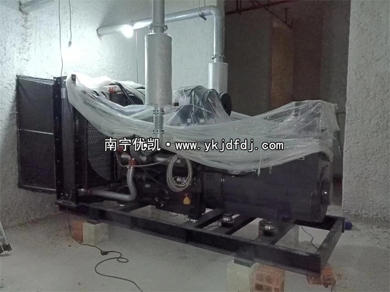 2023年5月19日，南寧項(xiàng)目640千瓦上海凱普發(fā)電機(jī)組到貨現(xiàn)貨