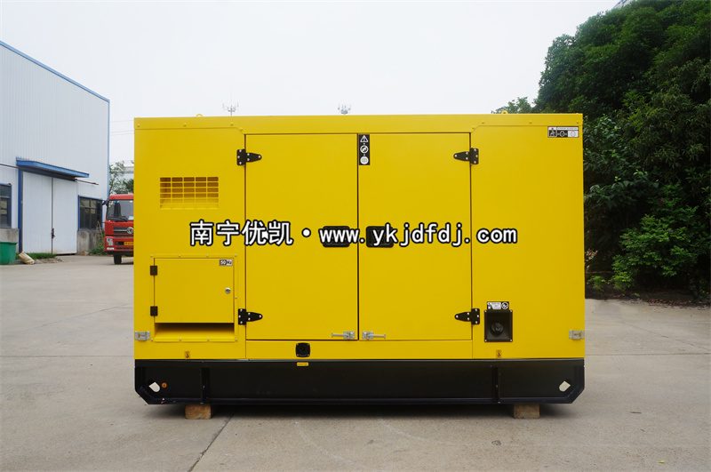 2023年5月31日，客戶定制50kw玉柴靜音柴油發(fā)電機(jī)組交貨