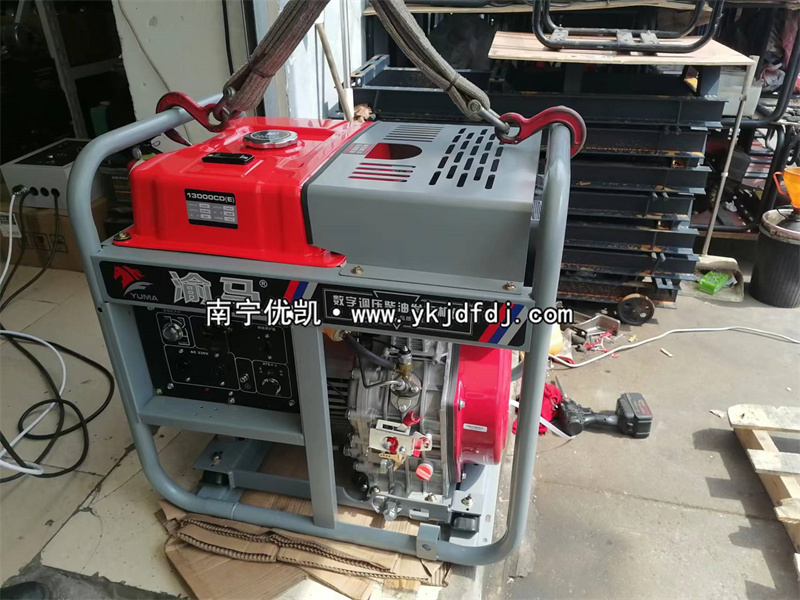 2023年8月10日，10kw柴油發(fā)電機組加裝ATS柜裝車發(fā)貨