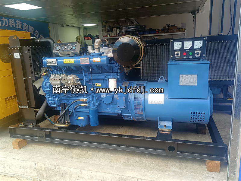 2024年5月26日，80kw濰坊雷納柴油發(fā)電機組發(fā)貨武鳴某中學