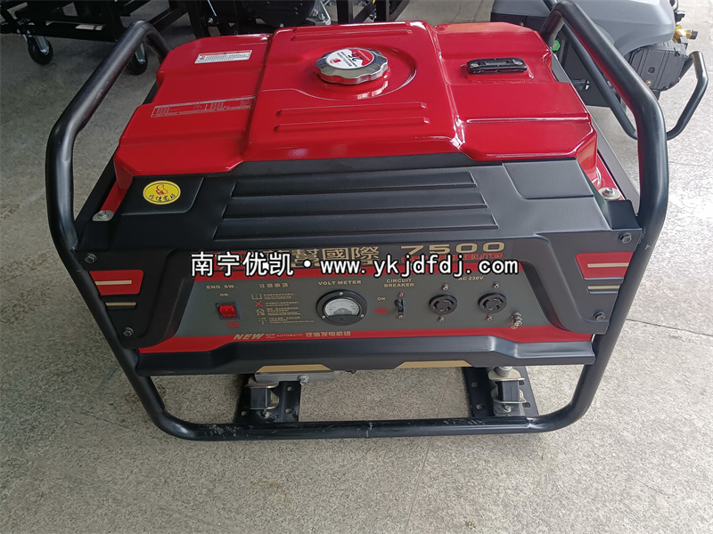 2024年9月12日，客戶到店自提6.5KW汽油發(fā)電機(jī)組